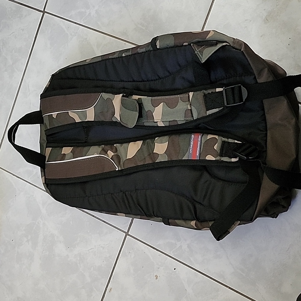 Intrepid Camo Backpack - image 8